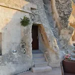 Village Cave House Гореме