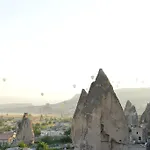Village Cave House Отель 2*