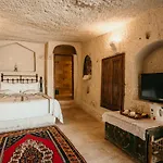 Village Cave House Отель Гореме