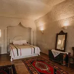 Village Cave House Гореме