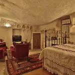Village Cave House Готель