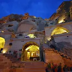 Отель Village Cave House 2*