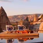 Village Cave House Отель