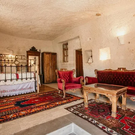 Hotel Village Cave House 2*