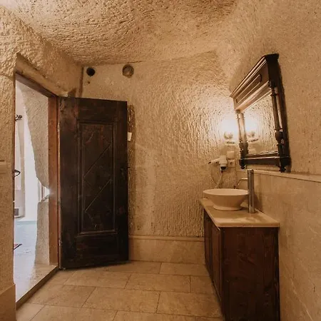 Village Cave House 2* Goreme