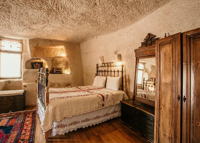 Hotel Village Cave House