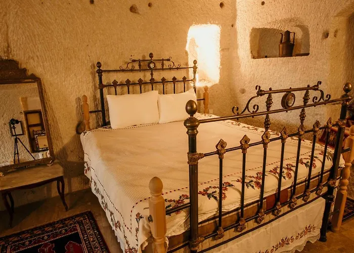 Hotel Village Cave House 2*